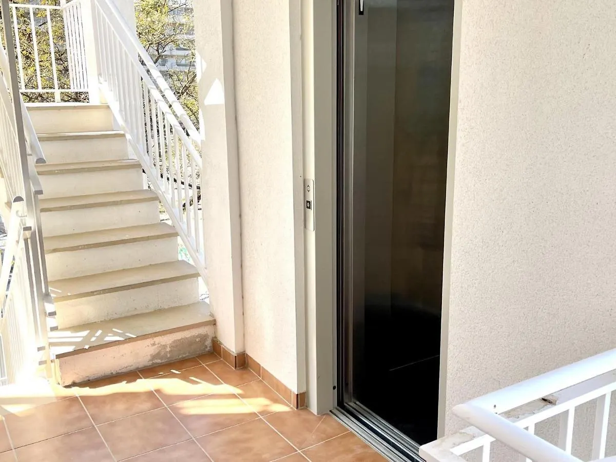 Apartbeach Sayonara 125 Climatizado Y Piscina Salou 0*,