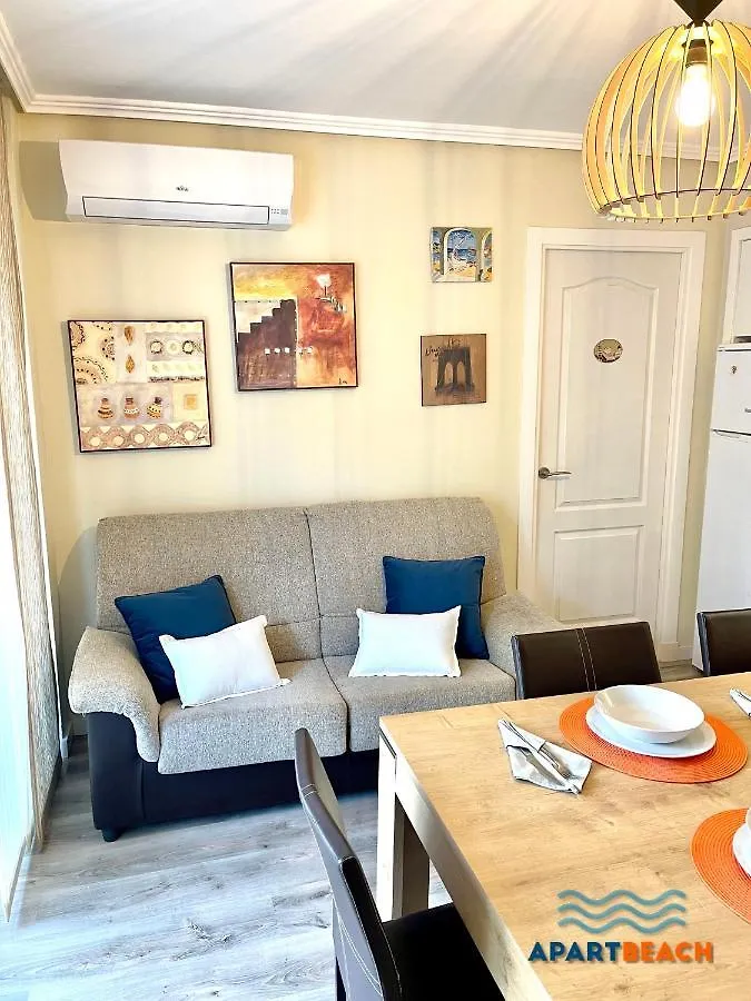 Apartbeach Sayonara 125 Climatizado Y Piscina Salou 0*,  Spain