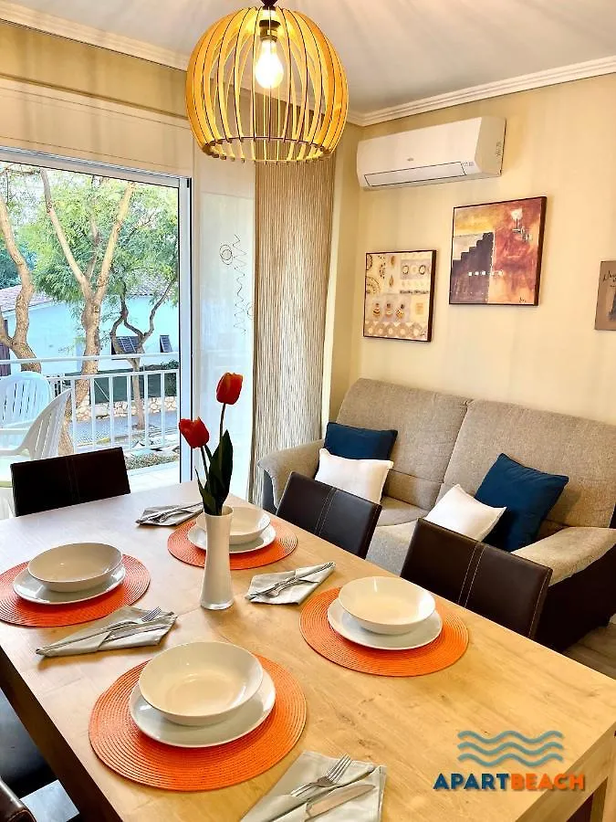 Apartment Apartbeach Sayonara 125 Climatizado Y Piscina Salou Spain